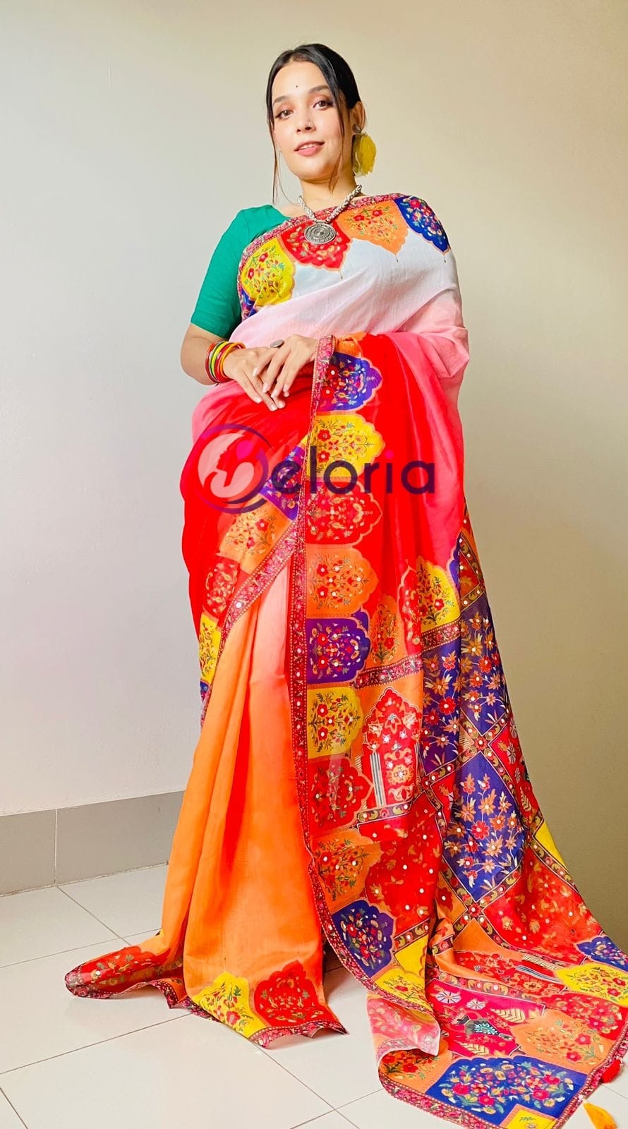 ব্লাউজ পিস সহ শাড়ী DP-6038